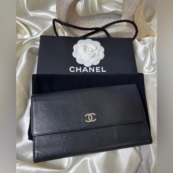 🌵Chanel Trifold Long Wallet🌵 - Picture 1 of 7